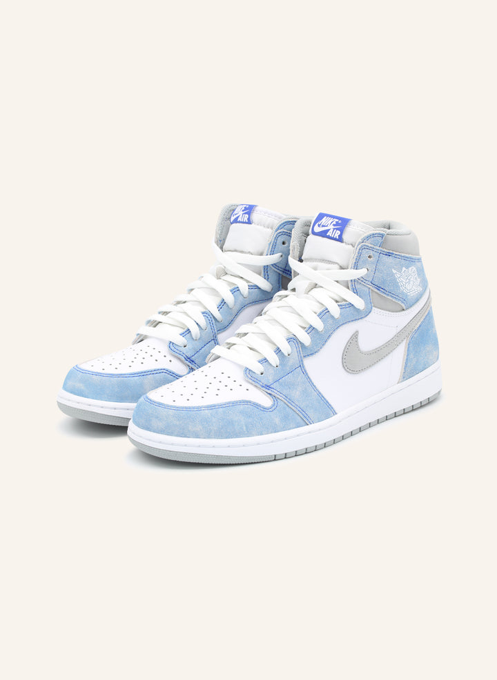 Jordan 1 Retro High Hyper Royal Smoke Grey